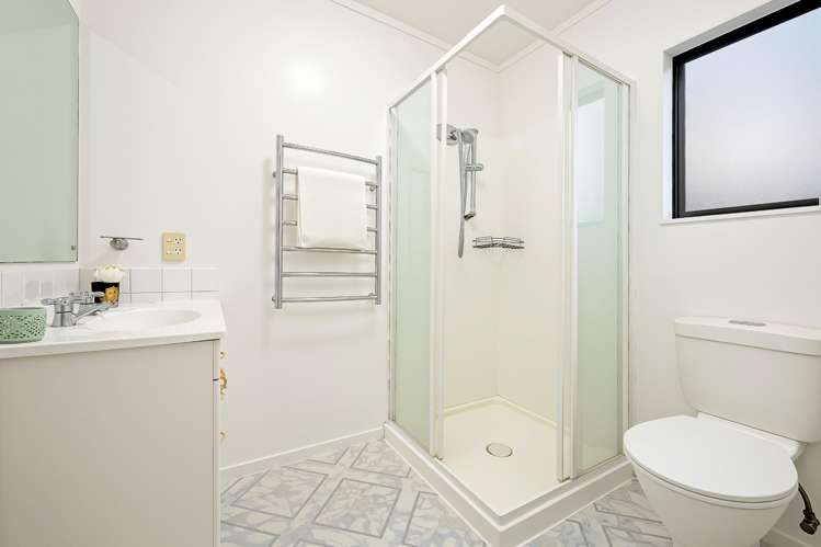 54 Zefiro Drive Massey_14