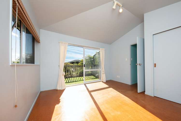 119 Seaview Road Piha_18