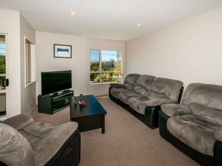 3/57 Gladstone Road Northcote_1