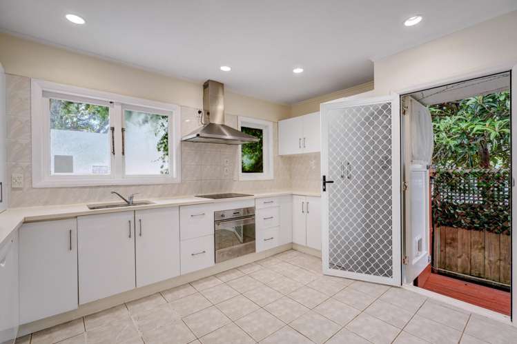 19 Halifax Avenue Epsom_10