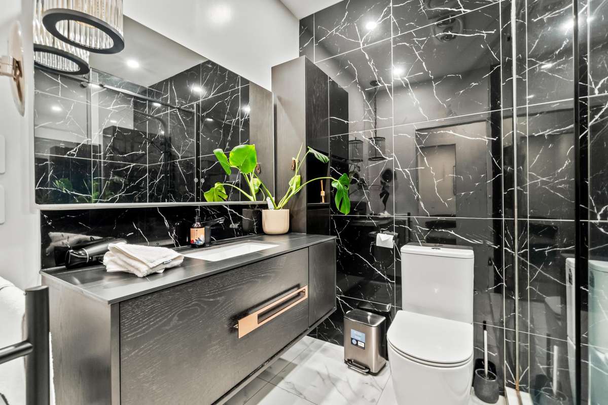 32 Joyces Road_3