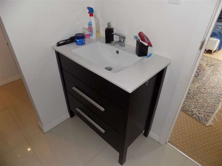 8 Claret Place Henderson_10