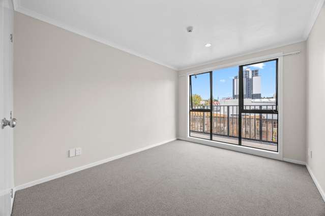 3t/1 Wadier Place Henderson_3