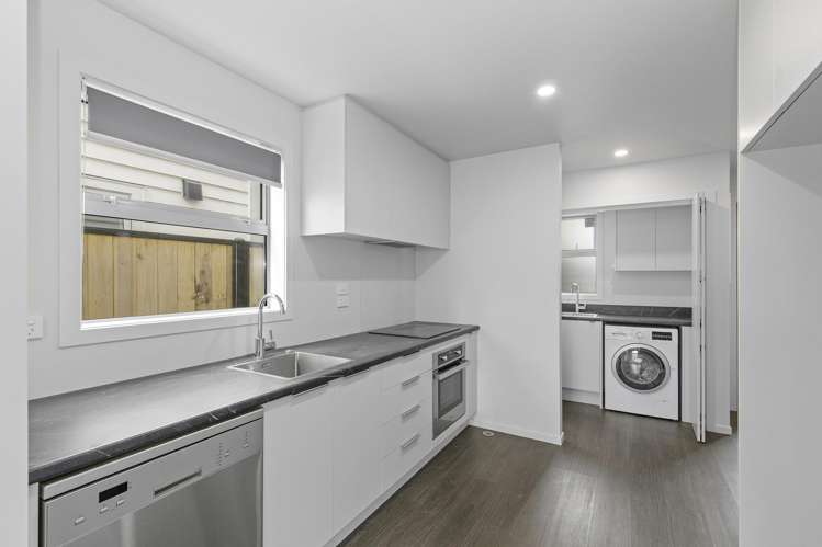 45 McGrath Way Taita_8