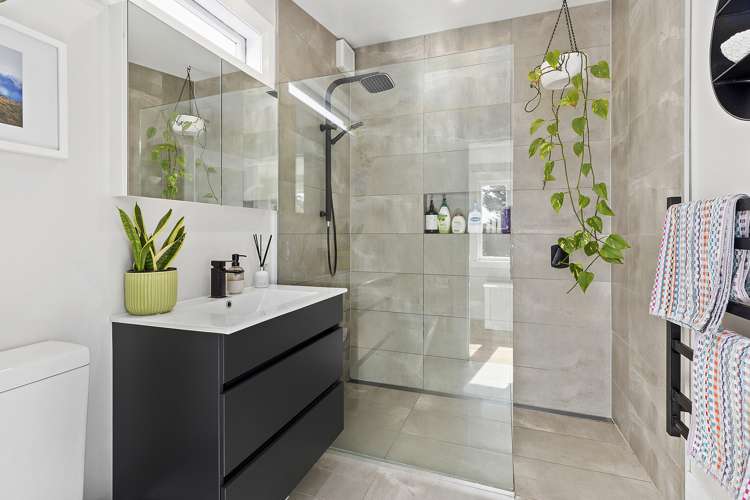 54 Herald Street Berhampore_12