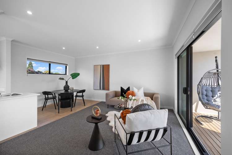 8/5 Peachgrove Road Te Atatu Peninsula_4