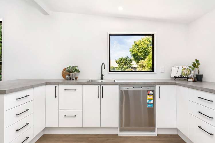 33 Cicada Place Hei Hei_30