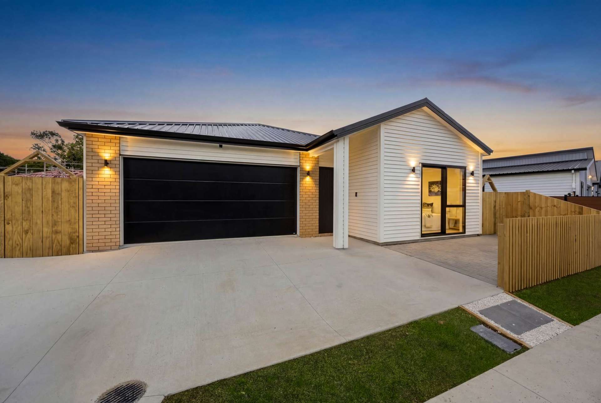 12 & 14 Furlough Road Opaheke_0