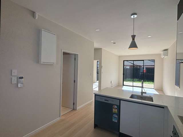 1/113 Moore Street Howick_4