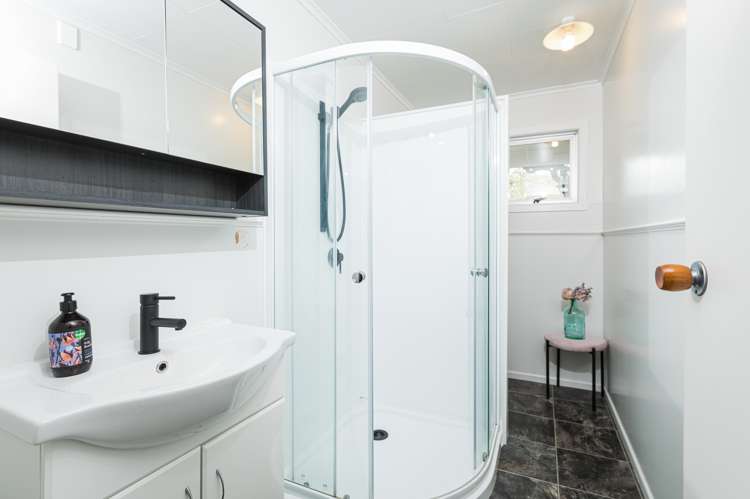 2 Windsor Road Waipawa_10