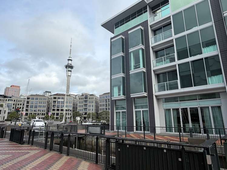 331/21 Viaduct Harbour Avenue City Centre_1