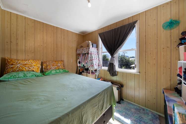 15 Whitley Crescent Otara_9