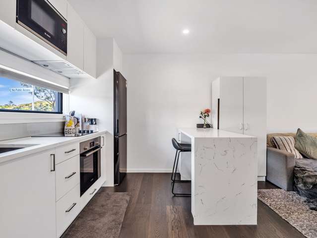 Low‑Maintenance Living, Smart Buying