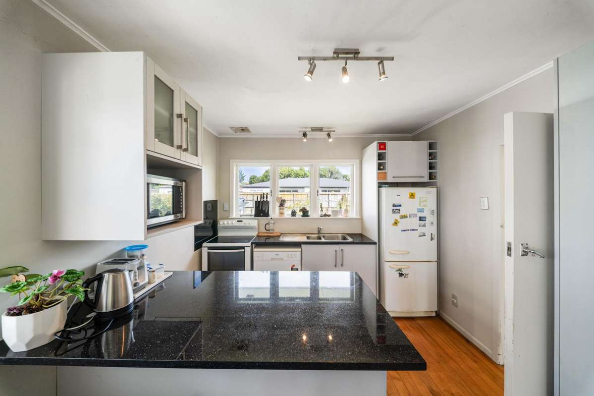 12 Maui Pomare Street_3