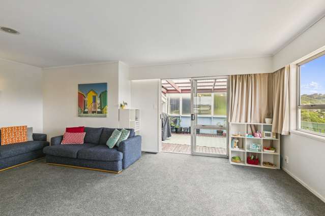 22 Waiwera Crescent Maupuia_3