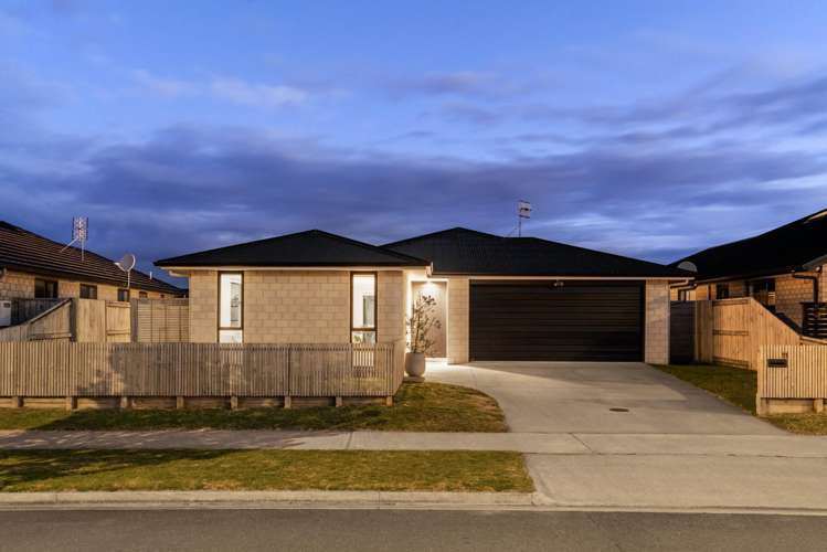 11 Livingstone Drive Papamoa_34