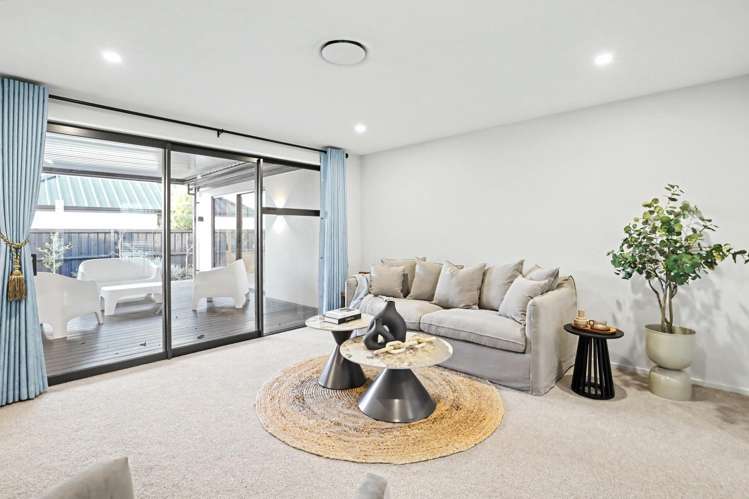 6 Kirkland Crescent Harewood_7