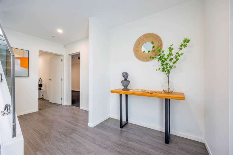 69 Joseph Street Flat Bush_21