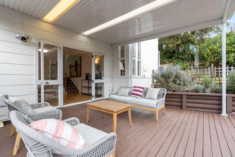 2/6 Bellbird Rise Murrays Bay_14