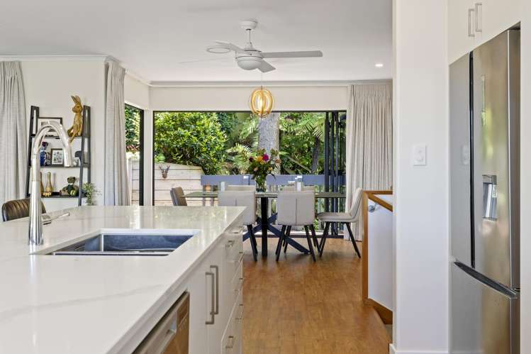 24 Heathcote Street Central_15