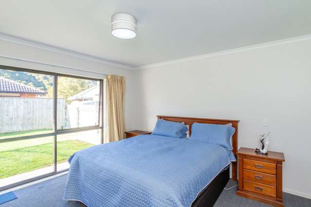 4 Sun Valley Way Wainuiomata_3