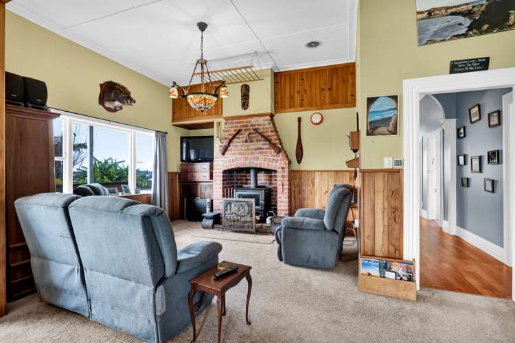 2 Broadway Waitara_7