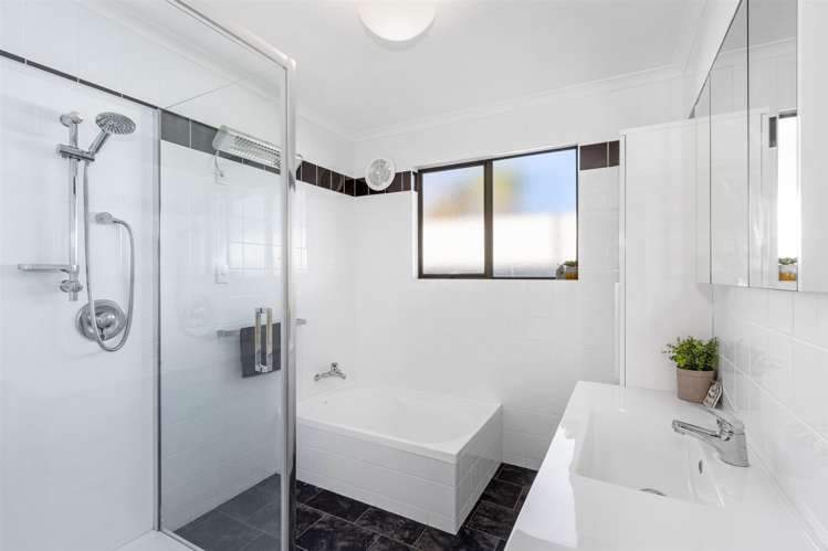 1 Ensors Place Waikuku Beach_8