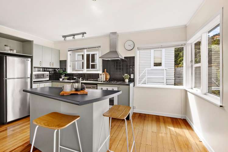 44 Ariki Road Hataitai_3