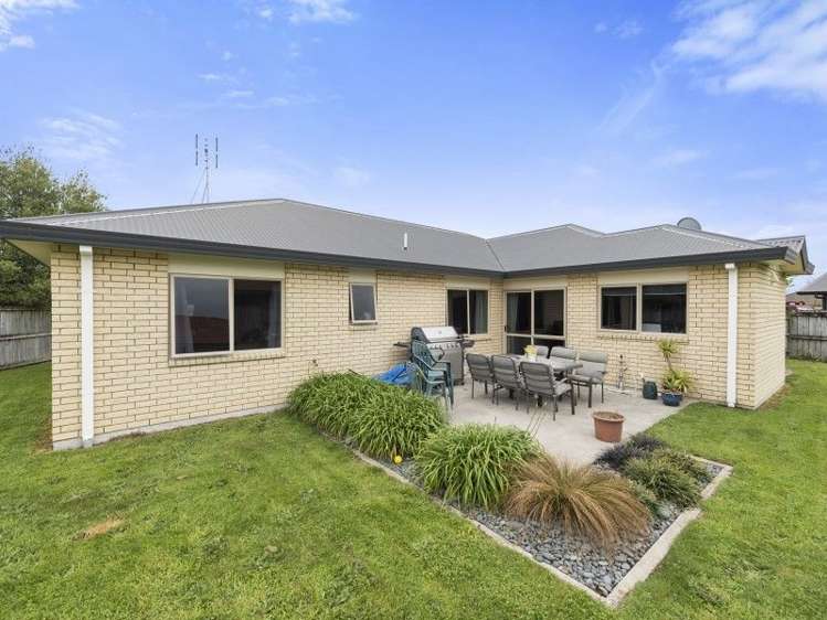 7 Sandowne Close Rototuna North_10