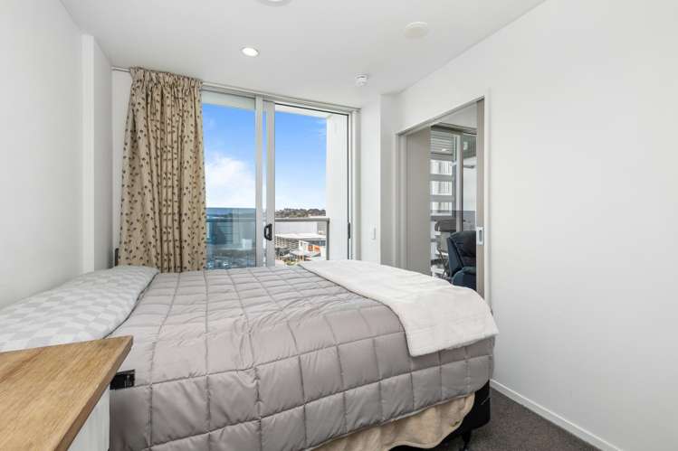 606/17 Amersham Way_5