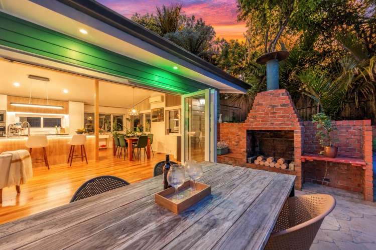 18 Claude Road Hill Park_7
