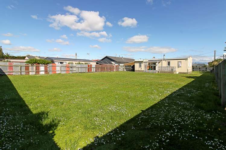 11 Linklater Avenue Foxton Beach_17