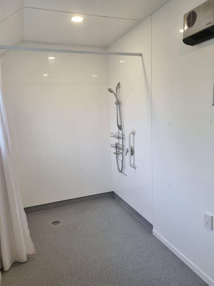 6 and 18 Michies Road Balclutha_13