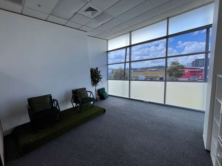 Ormiston Road Flat Bush_6