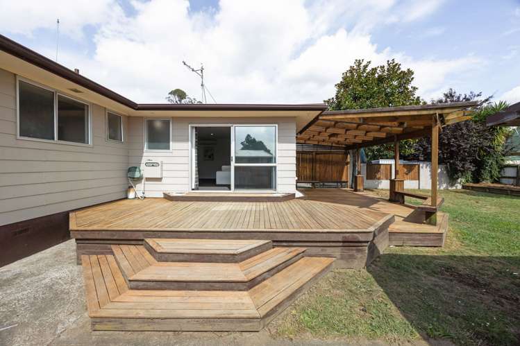 46 Elmwood Crescent Pukete_19