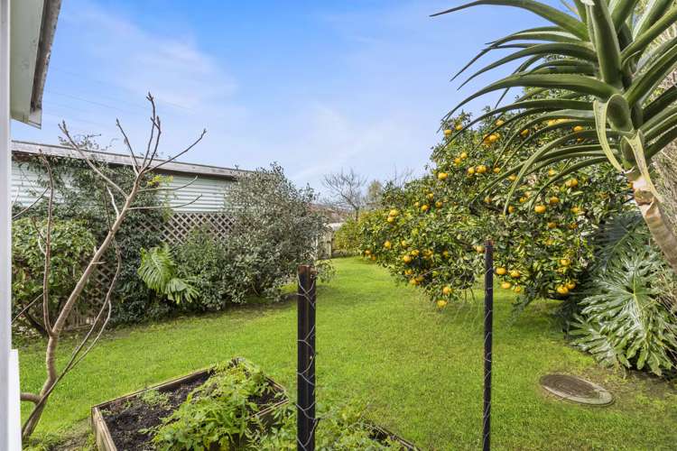 61 Glen Marine Parade Glendene_32