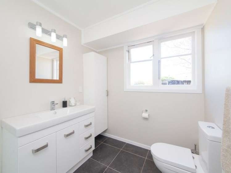 114 East Street Feilding_14