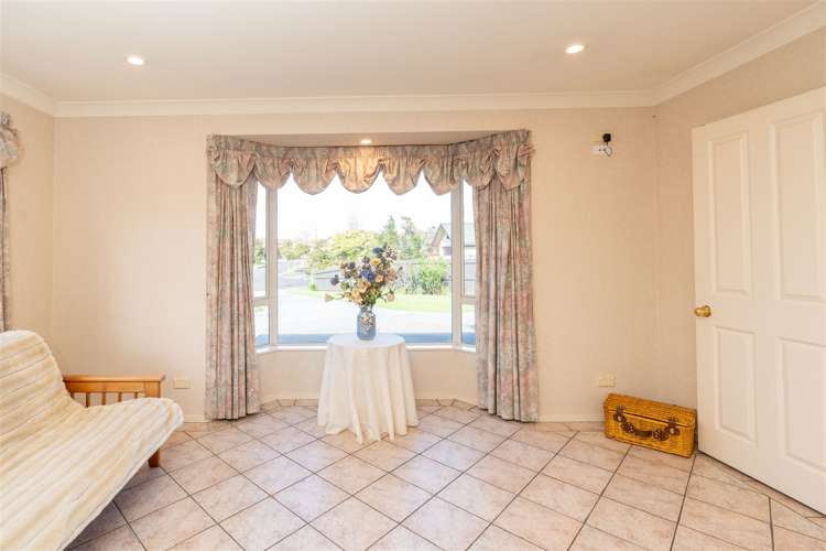 11 Toi Toi Place Flagstaff_11