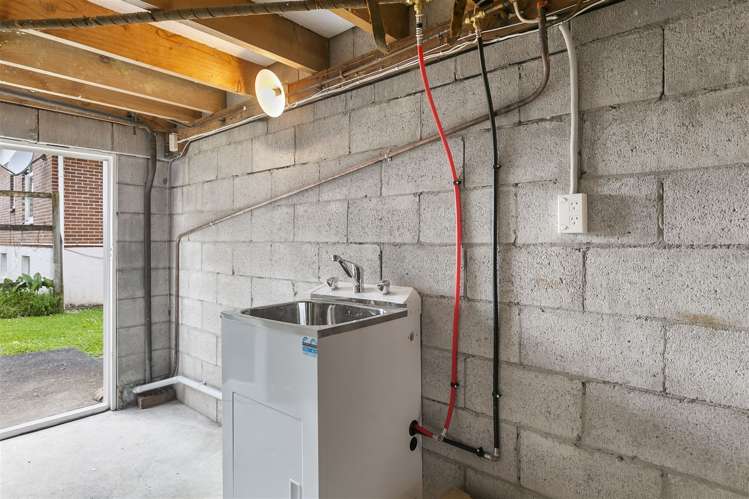 2/15 Walter Macdonald Street Howick_20