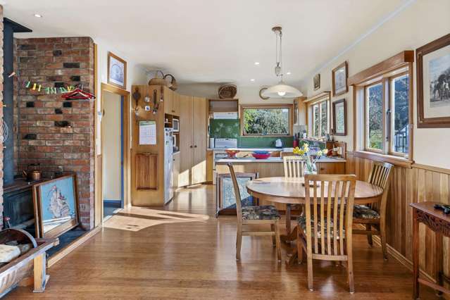 1287 Okains Bay Road Okains Bay_4