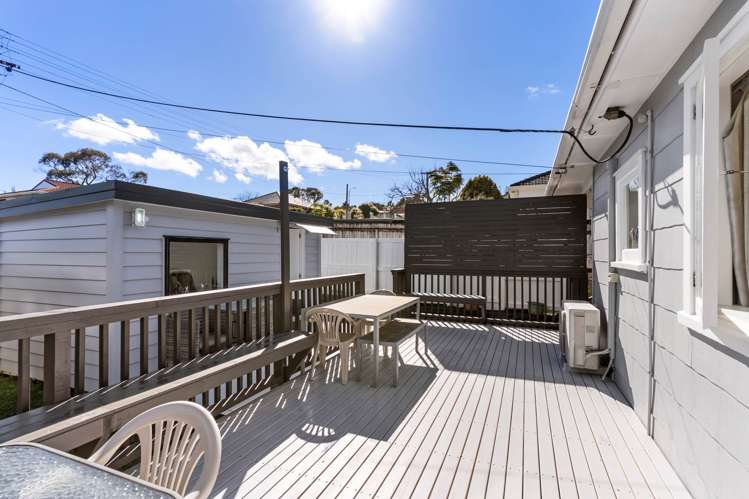 62 Savoy Road Glen Eden_16