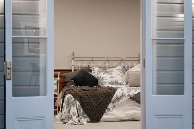 260 High Street North Carterton_16