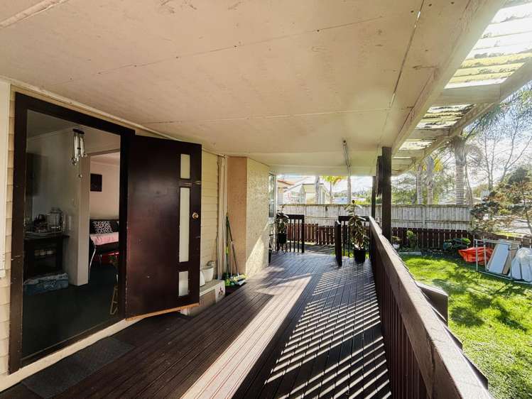 1/10 Chartwell Ave Glenfield_4
