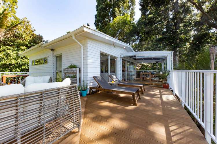 34 Tainui Road Titirangi_16