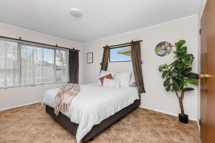 7 Duckworth Crescent Greenmeadows_11