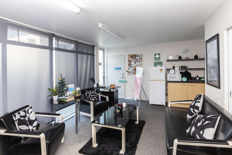 6/33 Mandeville Street Riccarton_6