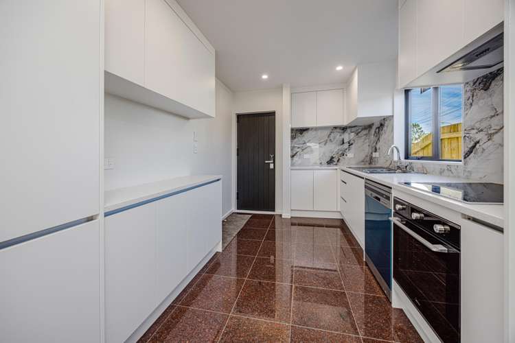 35C Christmas Road Manurewa_9