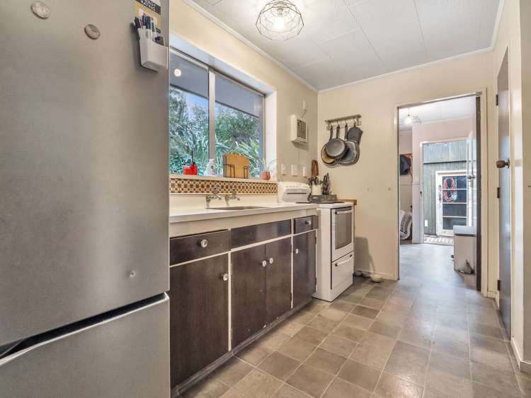 22 Pohutukawa Drive Pukete_11