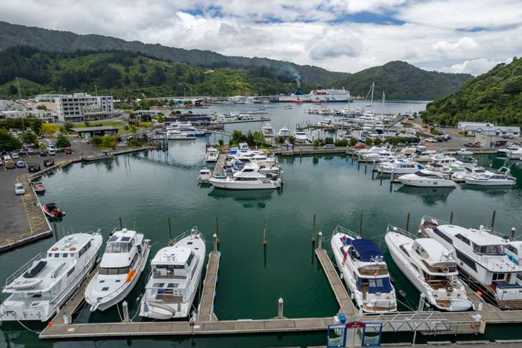 39 Waikawa Road Picton_14