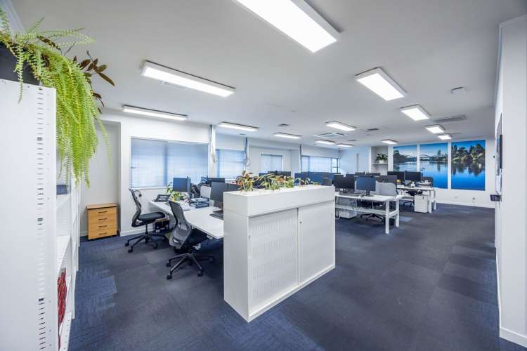 Unit 1-2/11 Clifton Road Hamilton Central_8